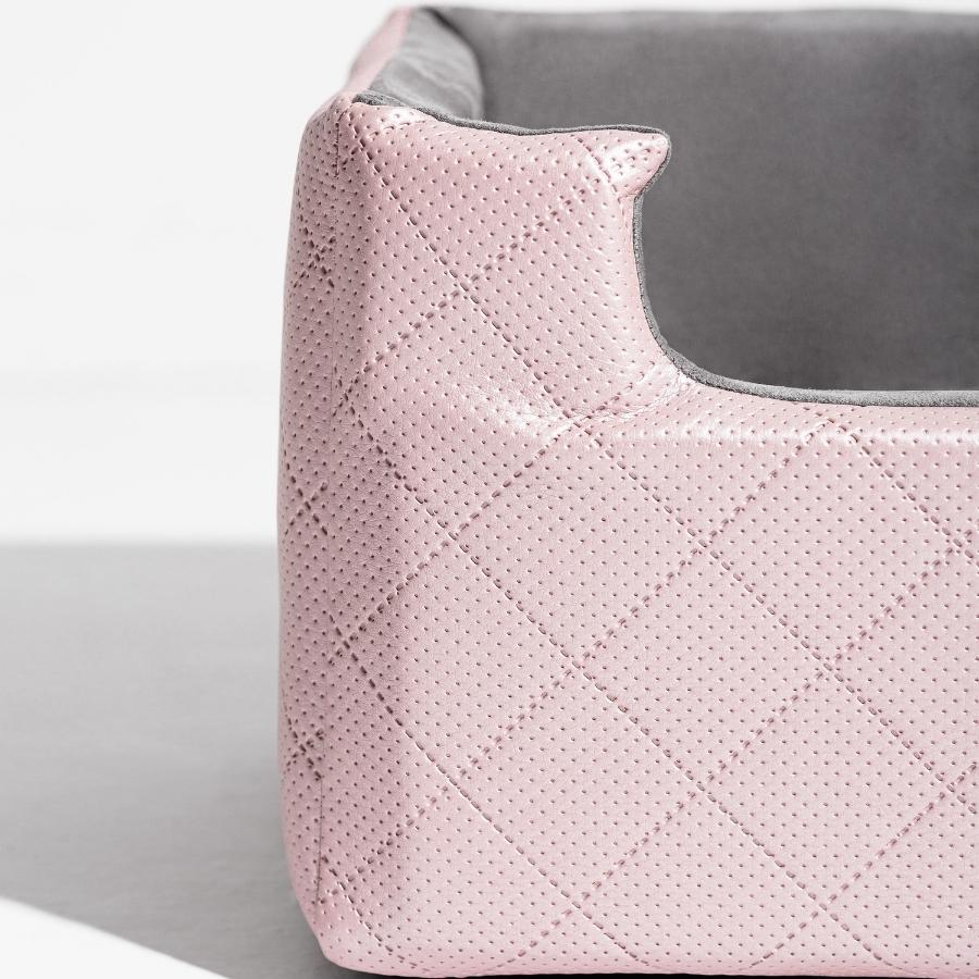 Essential Pet Car Seat Safe, Comfortable, AntiAnxiety Travel Bed